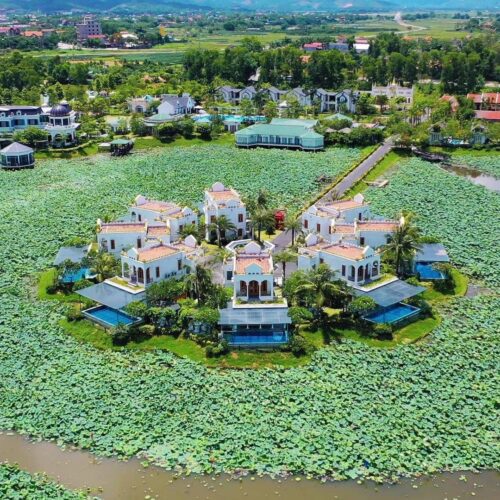 Toàn Cảnh Vườn Vua Resort