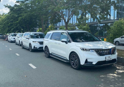 Những lưu ý quan trọng cho gia đình khi thuê xe 7 chỗ sân bay Tân Sơn Nhất